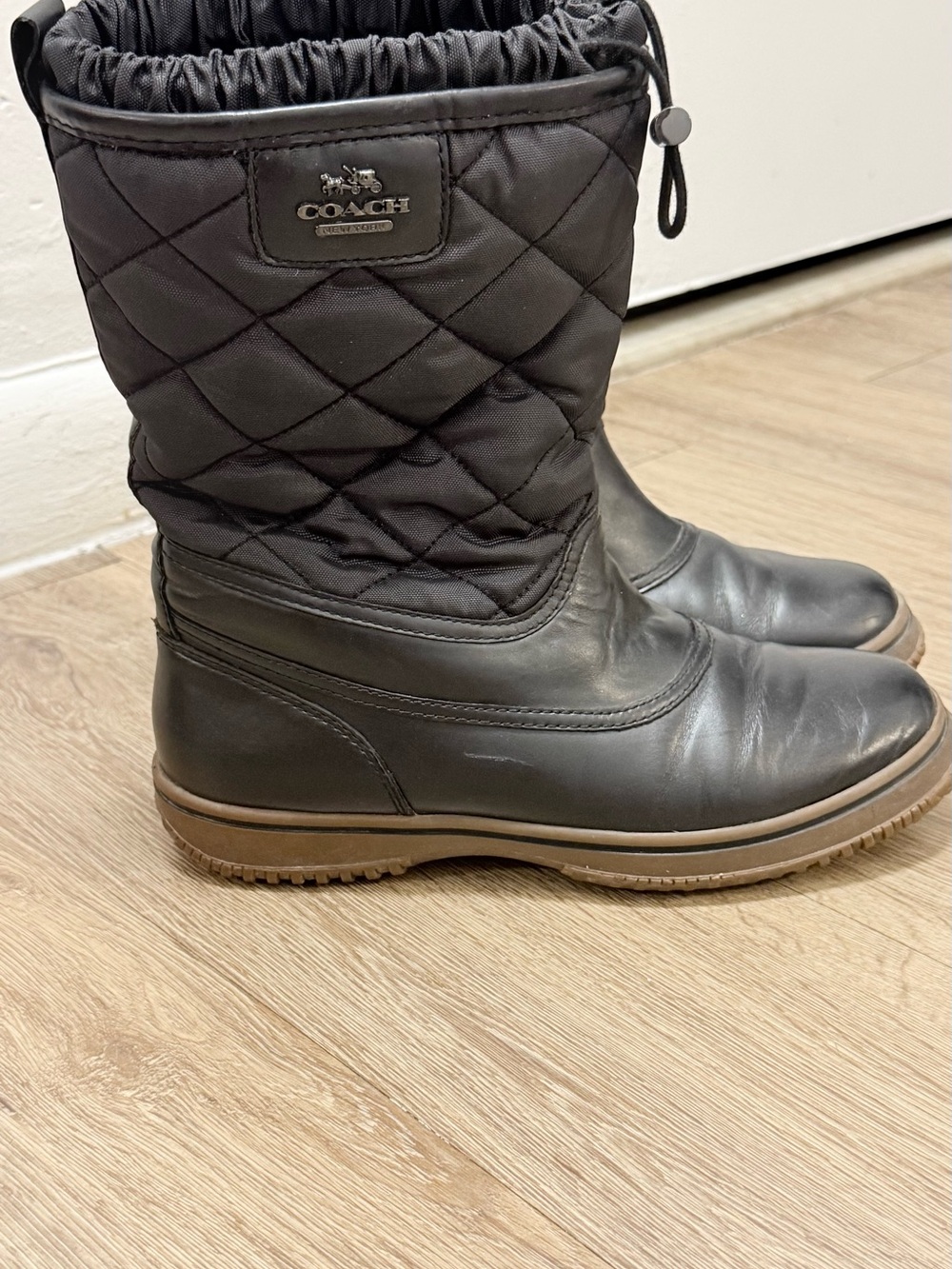 Y2K Coach Black Quilted Winter snow ❄️ Boots